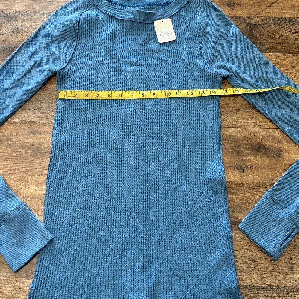 Free People
Honey B Crewneck Top - Picture 4 of 6